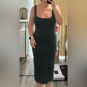 Dark green babaton midi dress